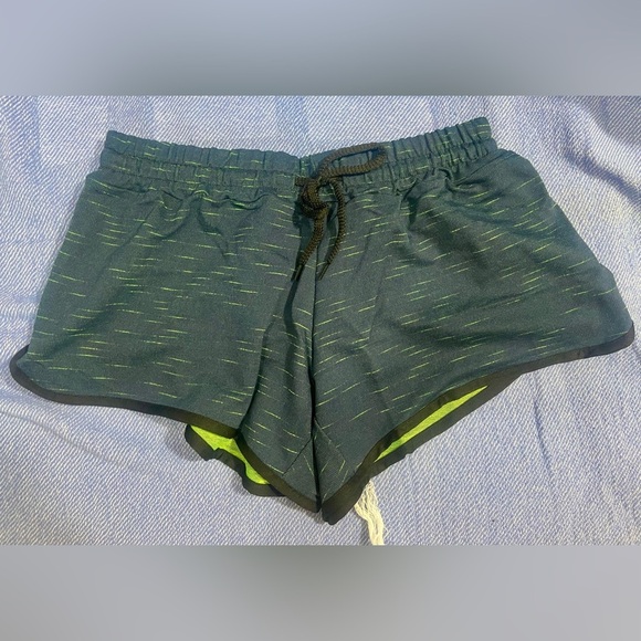 Fit Division Pants - NIP Women’s Yoga Athletic Shorts